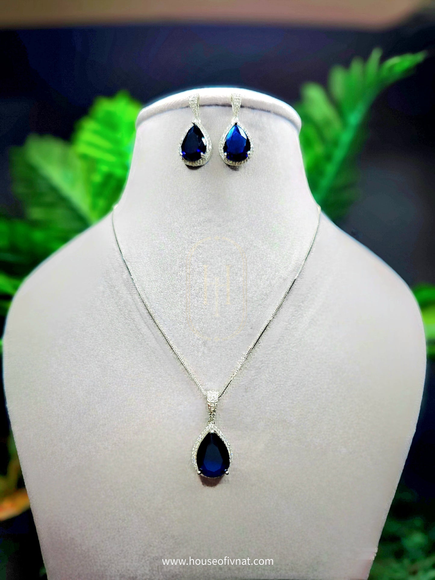 Clara Pendant Set- Sapphire