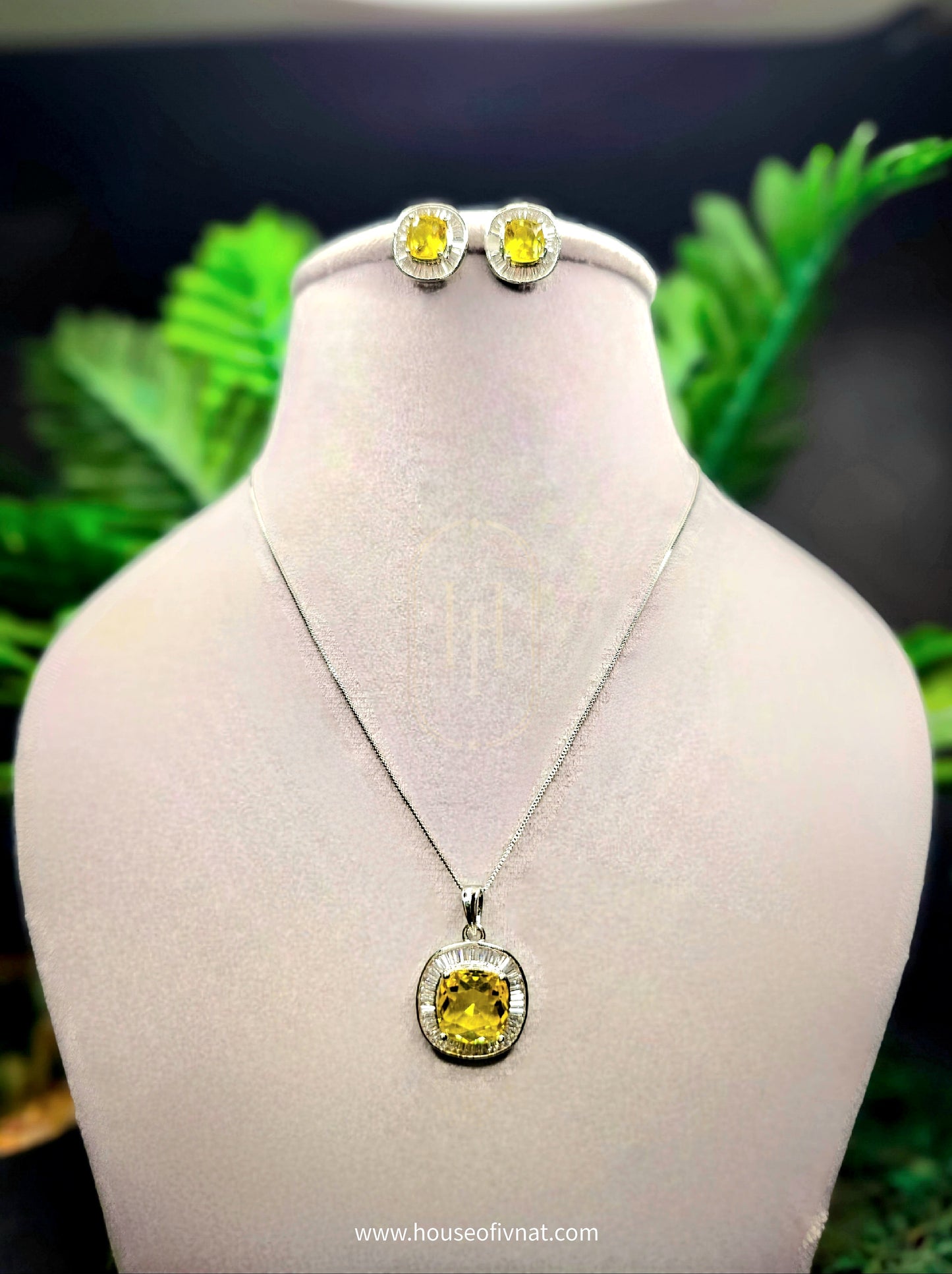 Christina Pendant Set- Yellow