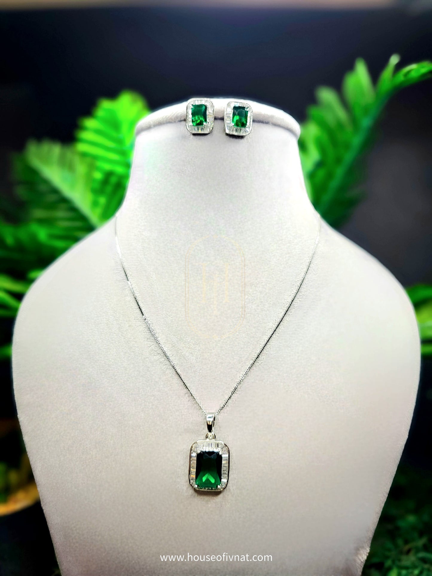 Charlotte Pendant Set- Emerald