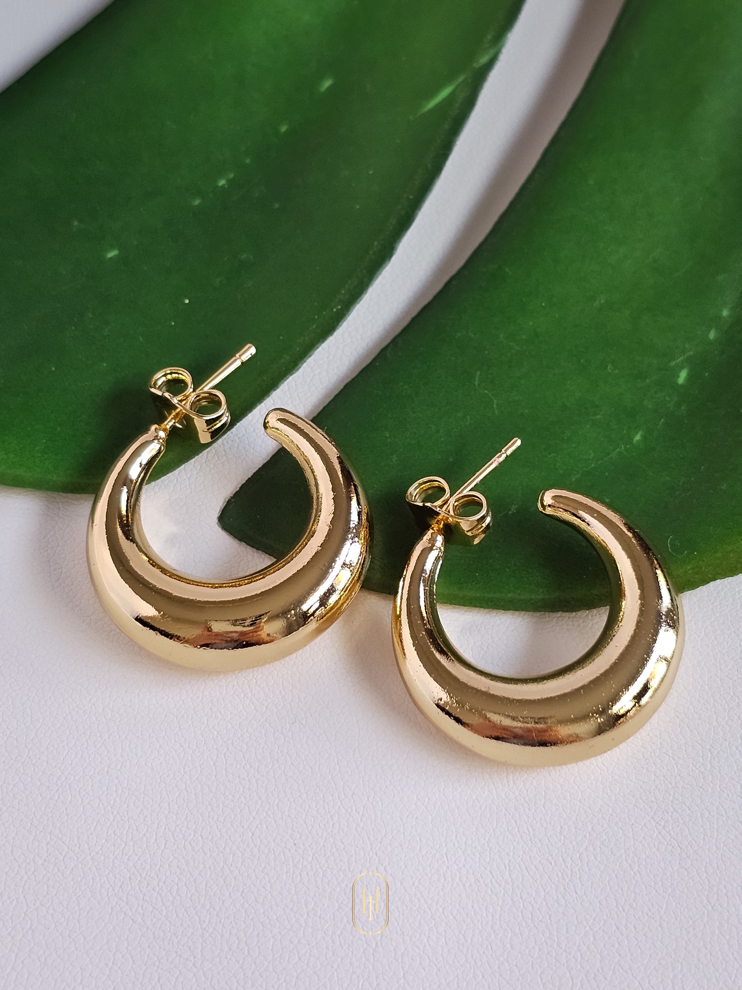 Amara Hoop Earrings