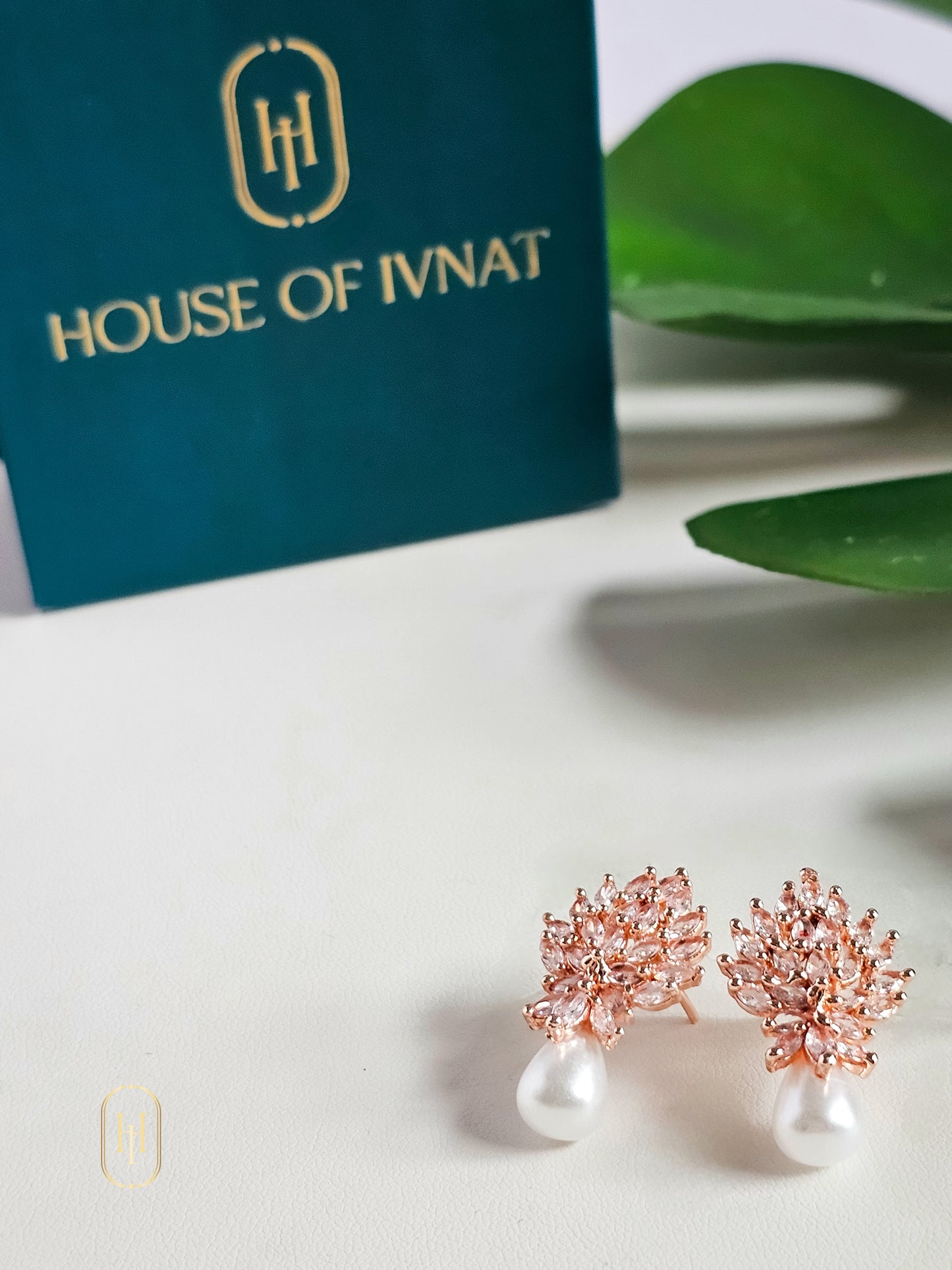 Idaya Pearl Earrings- Rose gold