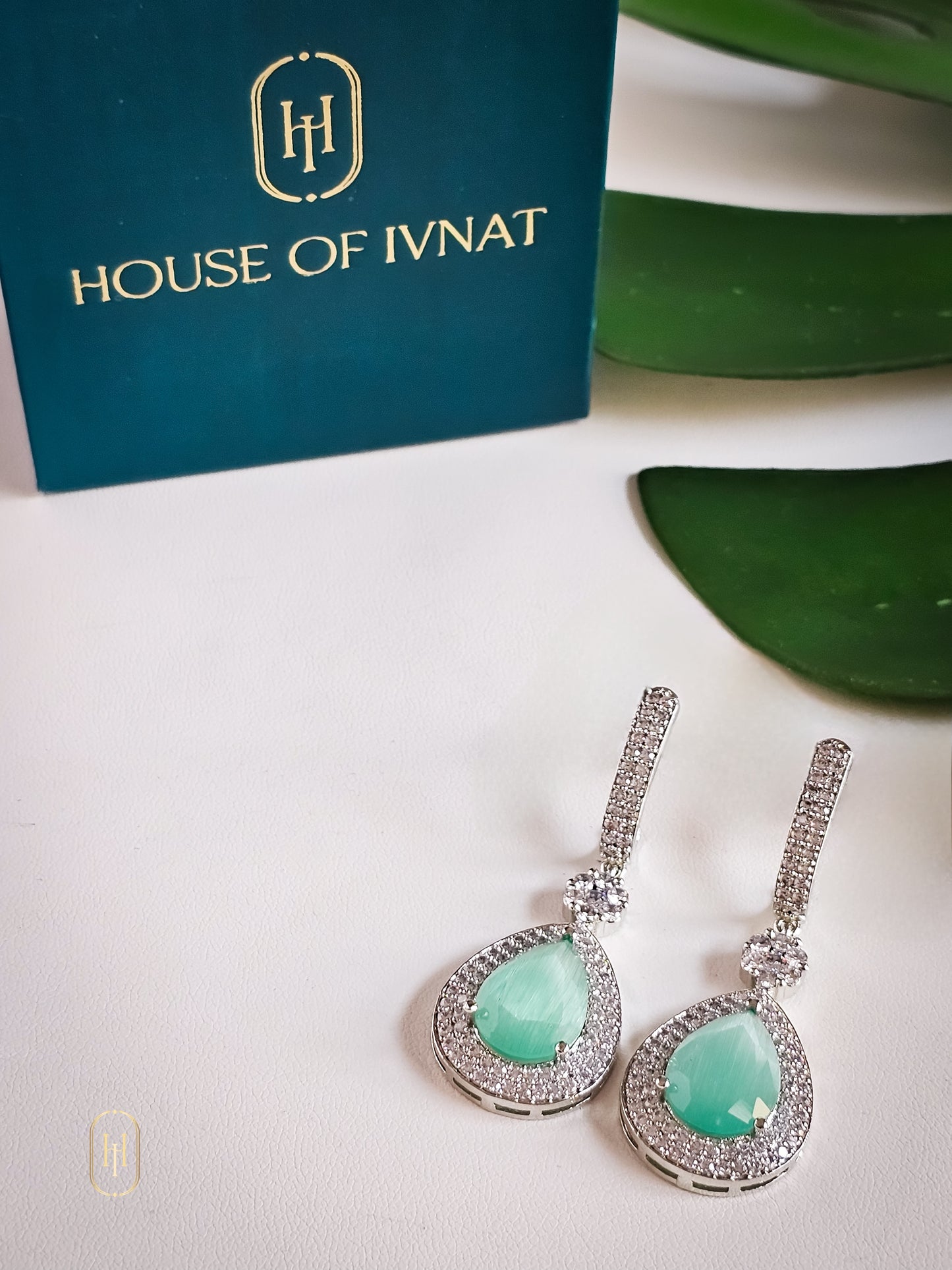 Amyra Diamond Earrings- Mint