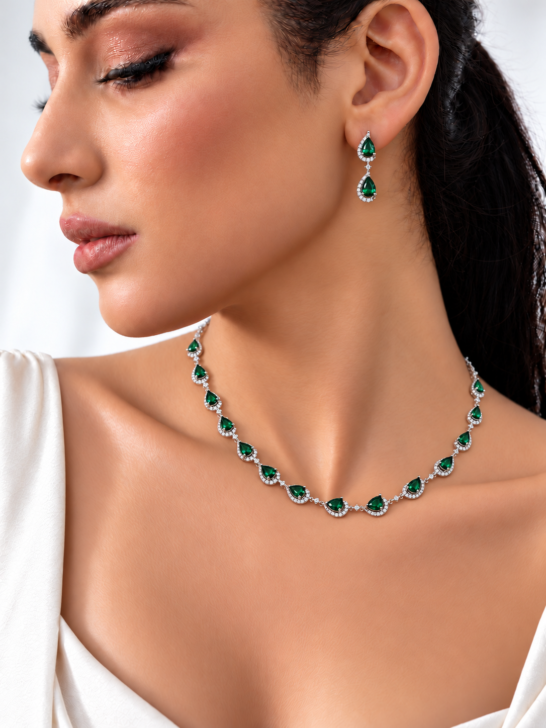 Elsa Diamond Set- Emerald