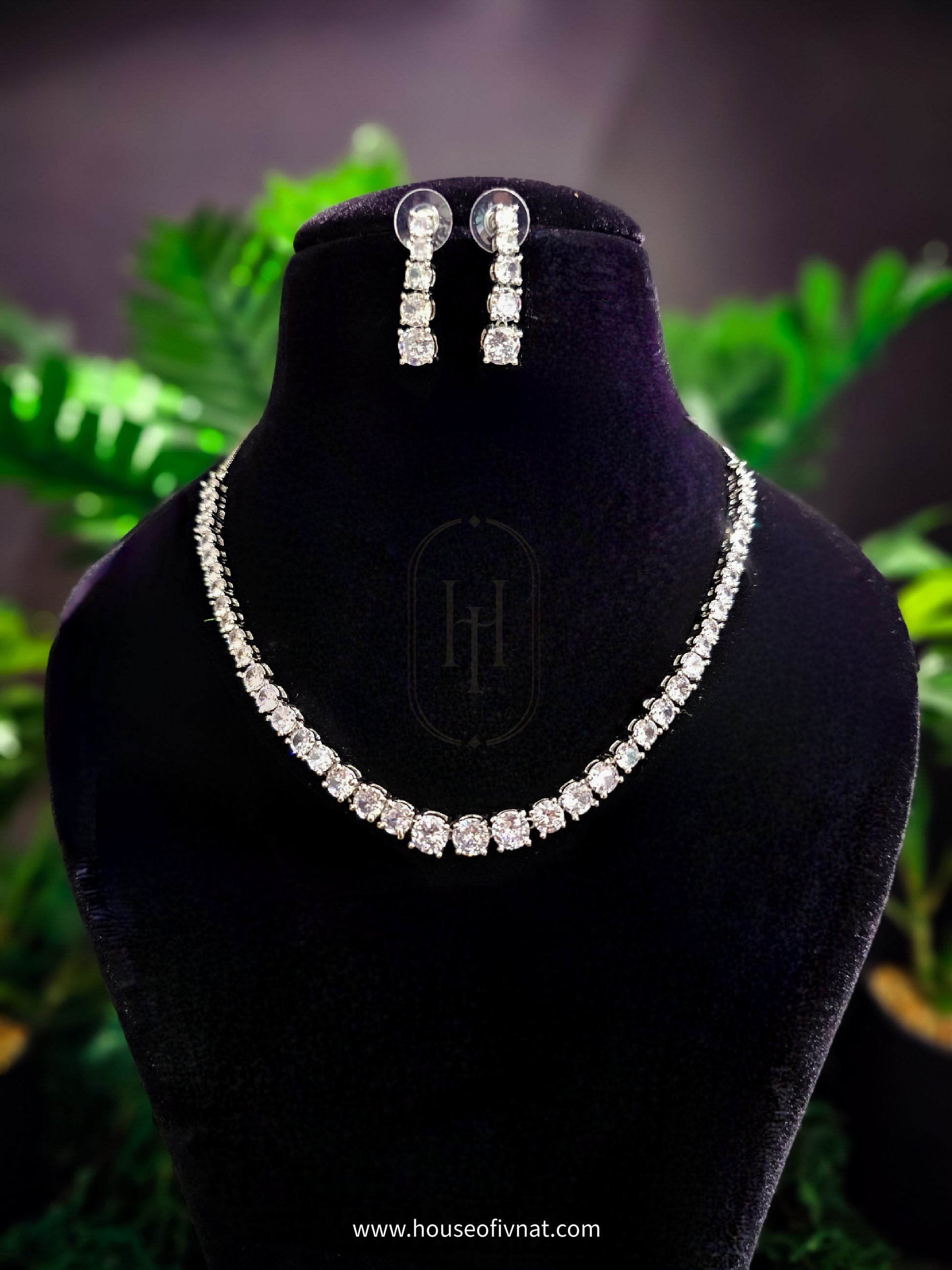 Carissa Diamond Set- Single line American Diamond Jewellery Set